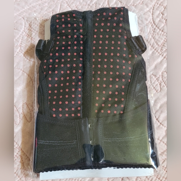 Shape Changers Uplifting Contouring Bra - Picture 3 of 3